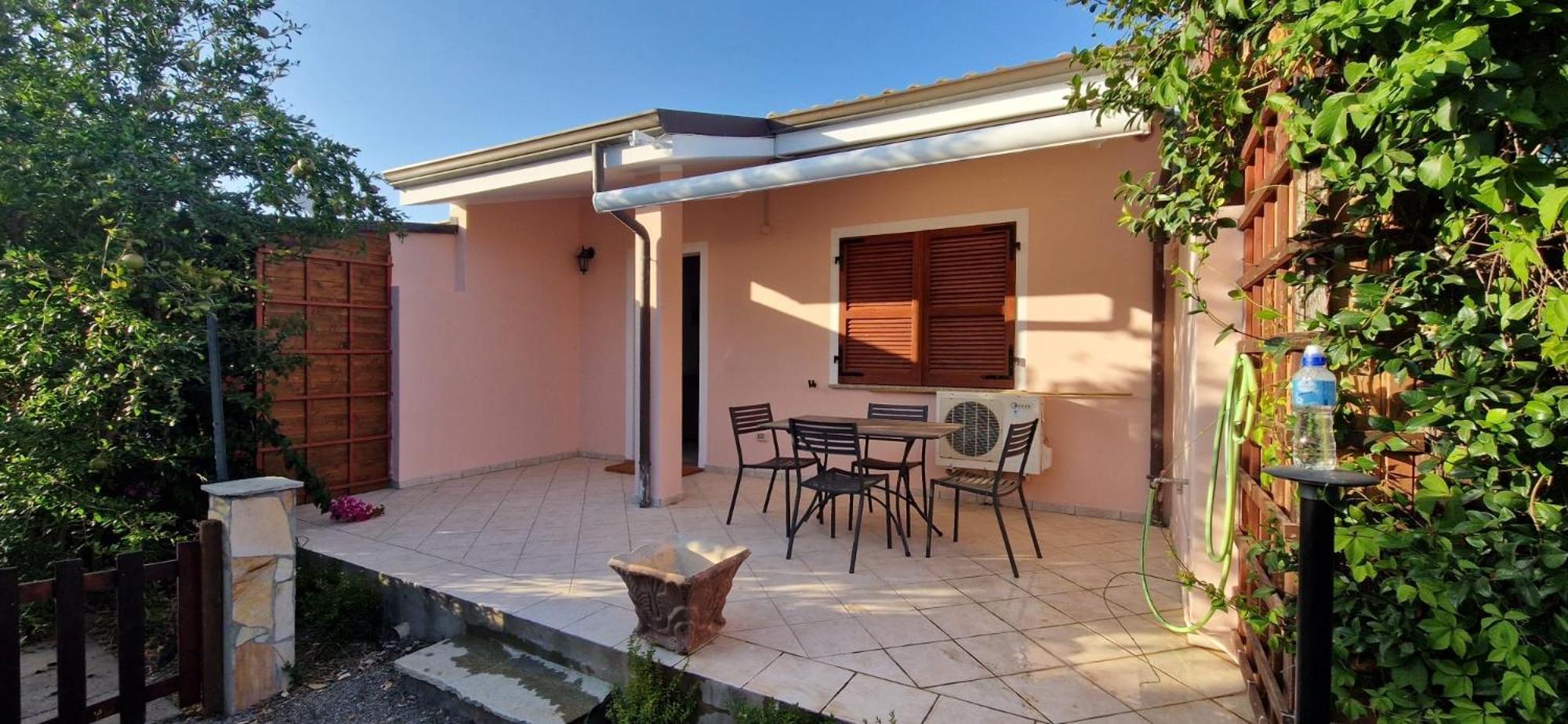 SantʼAnna Arresi Casa Vacanza Mamaioa מראה חיצוני תמונה