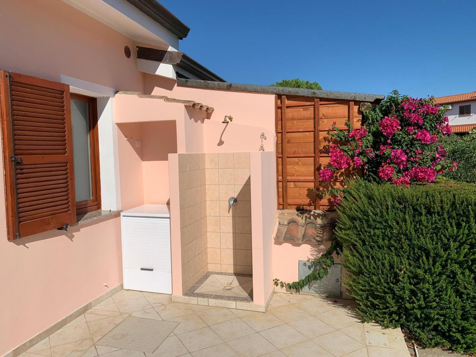 SantʼAnna Arresi Casa Vacanza Mamaioa מראה חיצוני תמונה